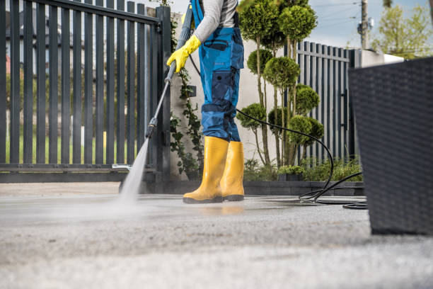 Best Dumpster Area Cleaning  in East Milton, FL