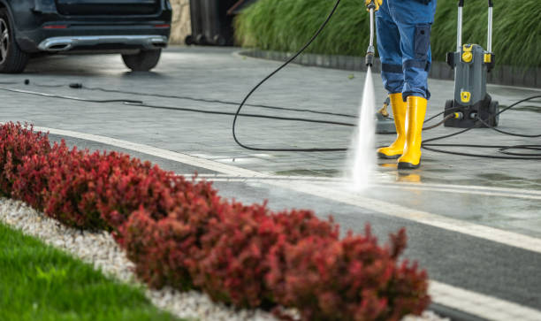 Best Patio and Deck Pressure Washing  in East Milton, FL